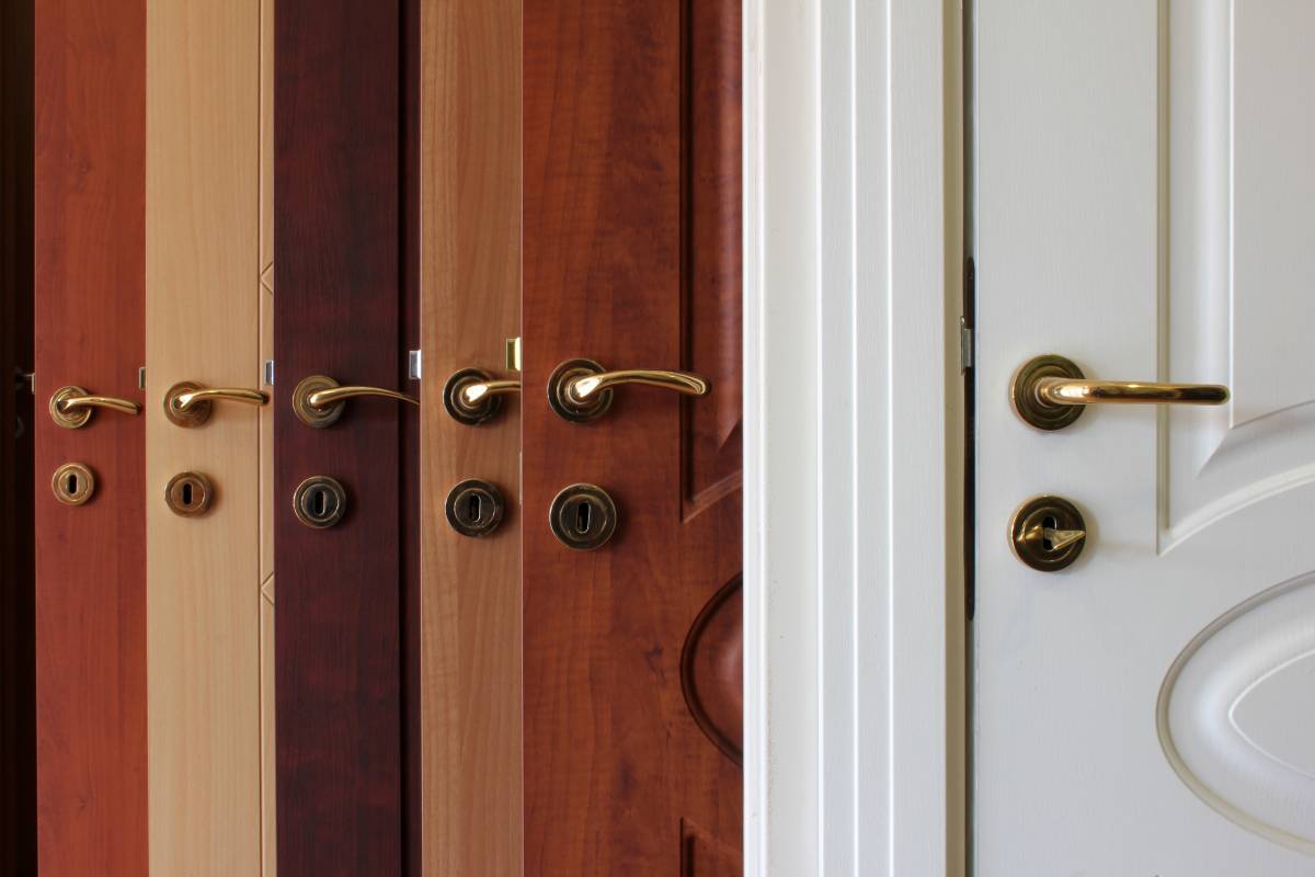 Pose de porte d’entrée sur mesure PVC, bois, alu à Strasbourg Haguenau